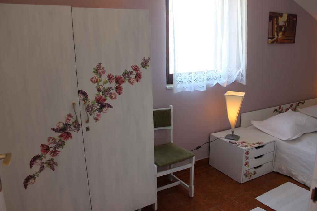 Apartments Petrada オミシュ エクステリア 写真