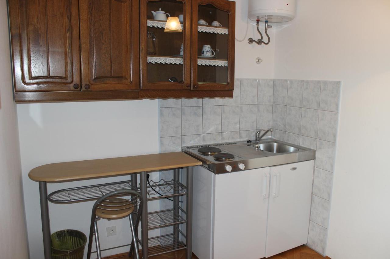 Apartments Petrada オミシュ 部屋 写真